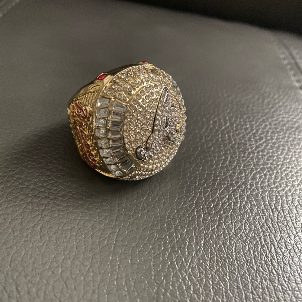 ATL Braves Championship Replica Ring